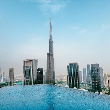 Apartamento Aliving Luxe 2Br With Burj Khalifa View Infinity Pool Midtown-4704 Dubái Exterior foto