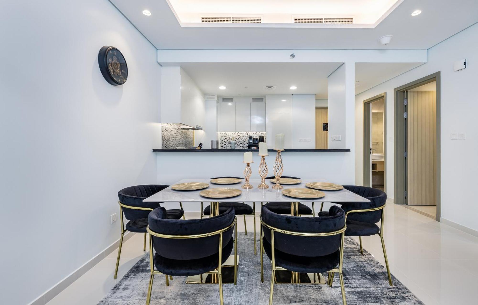 Apartamento Aliving Luxe 2Br With Burj Khalifa View Infinity Pool Midtown-4704 Dubái Exterior foto