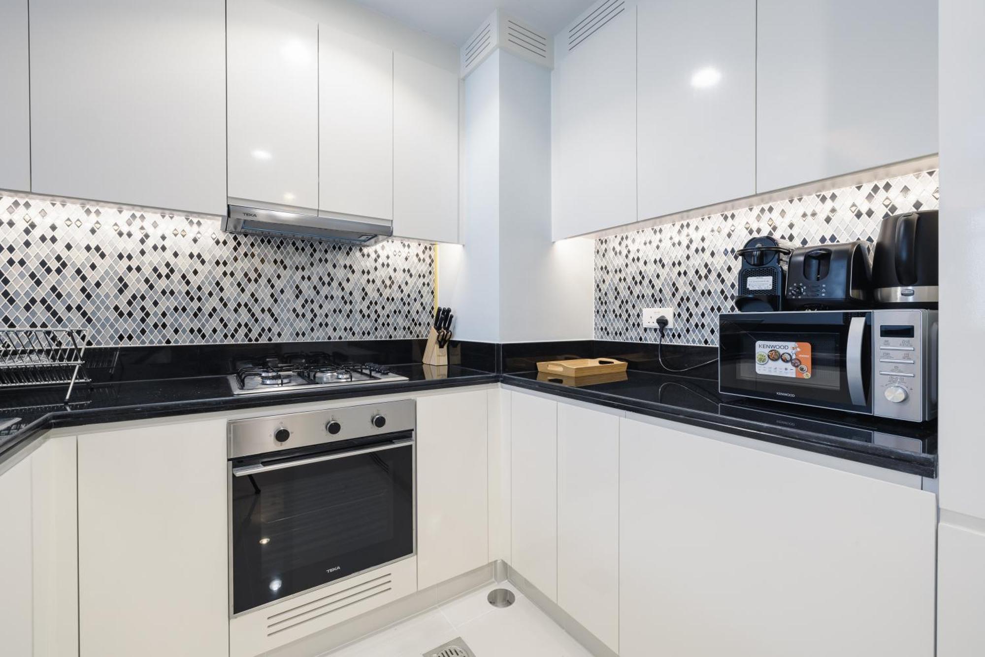 Apartamento Aliving Luxe 2Br With Burj Khalifa View Infinity Pool Midtown-4704 Dubái Exterior foto